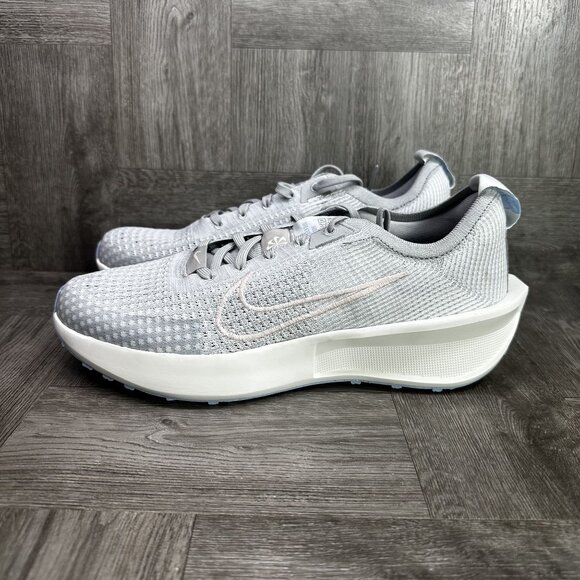 Nike Interact Run Women's size 10 Light Bluish Grey Mesh Running Shoes FD2292-01 - Picture 2 of 8